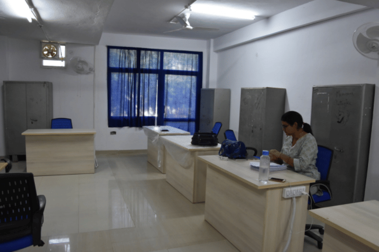 UEM Jaipur Faculty Seating photo 8